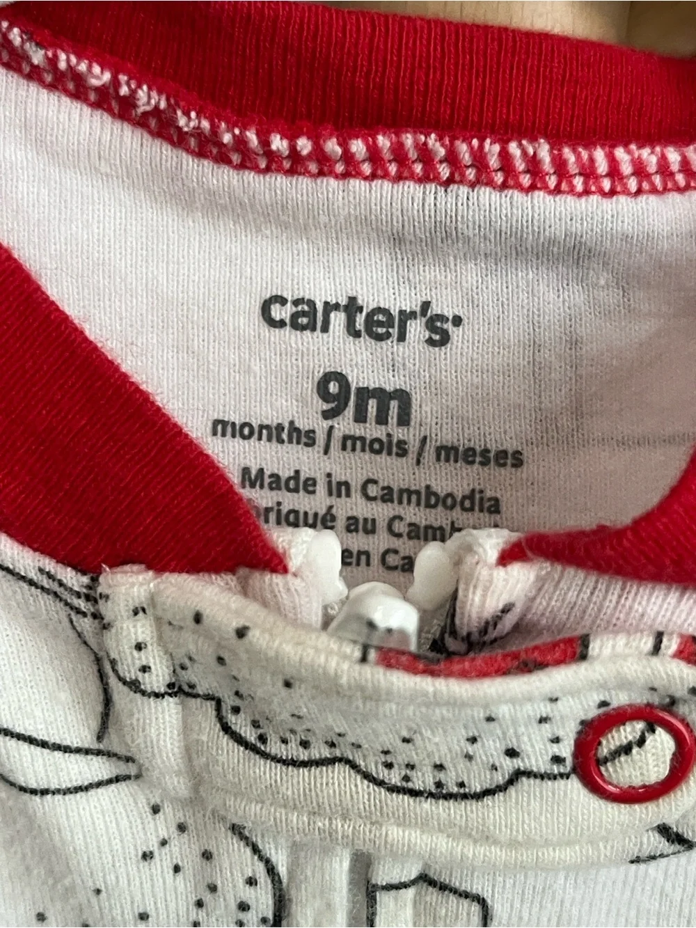 ⭐️⭐️PICK 5 / $20 Carter's White, Red & Green Holiday Santa Footed Sleeper
